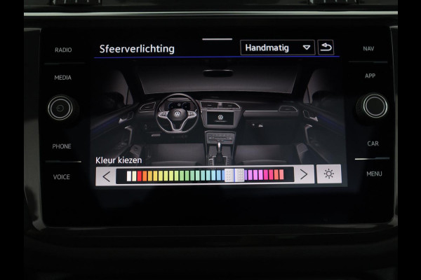 Volkswagen Tiguan 1.5 eHybrid Life Edition | SOH 91,0% | Panoramadak | Memory | Leder | Stuur/stoel verwarming | Adaptive cruise | Sfeerverlichting | 360 camera | Park assist | Carplay | Elektrische achterklep