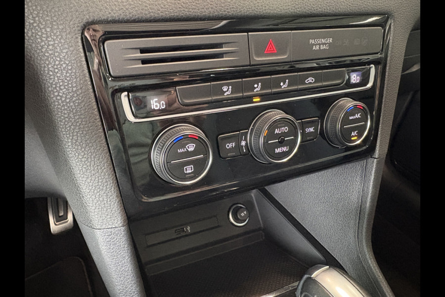 Volkswagen Golf Sportsvan 1.5 TSi ACT 150pk DSG Comfortline SCHUIFDAK/CAMERA/DODEHOEK/ADAPT.CRUISE/CARPLAY/PDC
