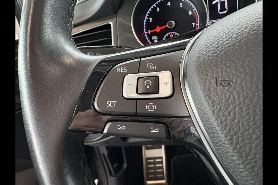 Volkswagen Golf Sportsvan 1.5 TSi ACT 150pk DSG Comfortline SCHUIFDAK/CAMERA/DODEHOEK/ADAPT.CRUISE/CARPLAY/PDC