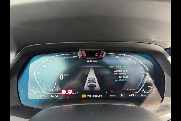 BMW X5 xDrive45e High Executive M-Sport | Panoramadak | 360* Camera | Luchtvering | Sky Lounge | Massage | Head-Up Display | Elektrische Trekhaak |