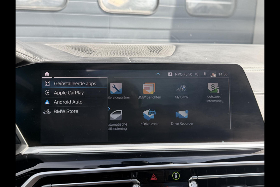 BMW X5 xDrive45e High Executive M-Sport | Panoramadak | 360* Camera | Luchtvering | Sky Lounge | Massage | Head-Up Display | Elektrische Trekhaak |