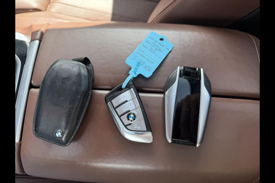BMW X5 xDrive45e High Executive M-Sport | Panoramadak | 360* Camera | Luchtvering | Sky Lounge | Massage | Head-Up Display | Elektrische Trekhaak |