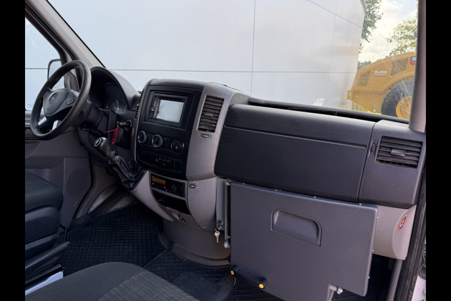 Mercedes-Benz Sprinter 519 3.0 190PK L2H2 Climate control Standkachel 5000kg GVW Camera Trekhaak 3t Camera Dubbellucht