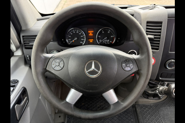 Mercedes-Benz Sprinter 519 3.0 190PK L2H2 Climate control Standkachel 5000kg GVW Camera Trekhaak 3t Camera Dubbellucht