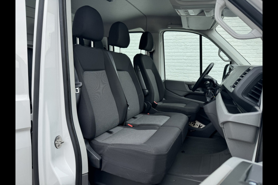Volkswagen Crafter 35 2.0 TDI L3 Pick up 7 pers. Trekhaak Garantie All season Navigatie Cruise Carplay