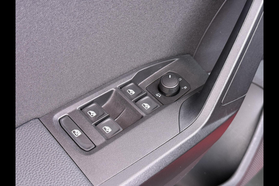 Seat Ibiza 1.0 EcoTSI FR 18 INCH| PARKEERSENSOREN| RIJKLAAR GELEVERD INCL. 12 MND BOVAG GARANTIE|  ORIGINEEL NEDERLANDS GELEVERD NAP| FULL LED| CARPLAY