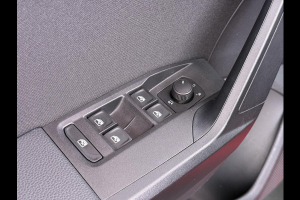 Seat Ibiza 1.0 EcoTSI FR 18 INCH| PARKEERSENSOREN| RIJKLAAR GELEVERD INCL. 12 MND BOVAG GARANTIE|  ORIGINEEL NEDERLANDS GELEVERD NAP| FULL LED| CARPLAY