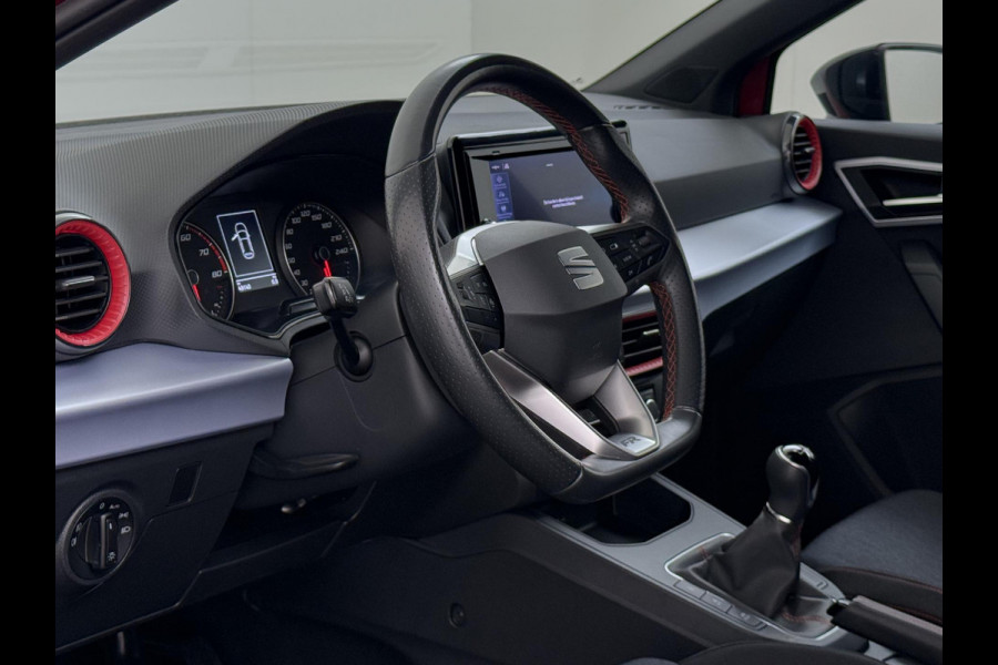Seat Ibiza 1.0 EcoTSI FR 18 INCH| PARKEERSENSOREN| RIJKLAAR GELEVERD INCL. 12 MND BOVAG GARANTIE|  ORIGINEEL NEDERLANDS GELEVERD NAP| FULL LED| CARPLAY