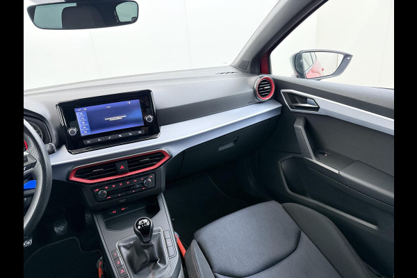 Seat Ibiza 1.0 EcoTSI FR 18 INCH| PARKEERSENSOREN| RIJKLAAR GELEVERD INCL. 12 MND BOVAG GARANTIE|  ORIGINEEL NEDERLANDS GELEVERD NAP| FULL LED| CARPLAY