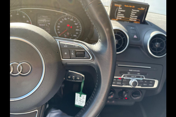 Audi A1 Sportback 95PK TFSI Pro Line Bi-Tone/Navigatie/Bluetooth/Cruise-control