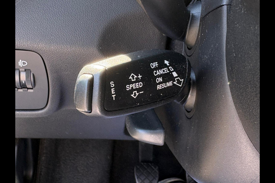 Audi A1 Sportback 95PK TFSI Pro Line Bi-Tone/Navigatie/Bluetooth/Cruise-control
