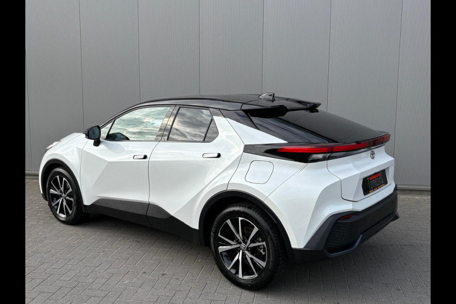 Toyota C-HR 1.8 Hybrid 140PK First Edition Bi-Tone/Winter-pack/Gr.-navigatie/Elektr.klep/Camera/Adapt.-cruise