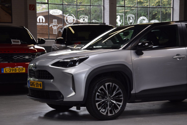 Toyota Yaris 1.5 Hybrid Executive Bi-Tone Hud Navi|Panoramadak|Garantie|Dealer Onderhouden