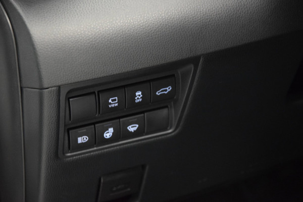 Toyota Yaris 1.5 Hybrid Executive Bi-Tone Hud Navi|Panoramadak|Garantie|Dealer Onderhouden