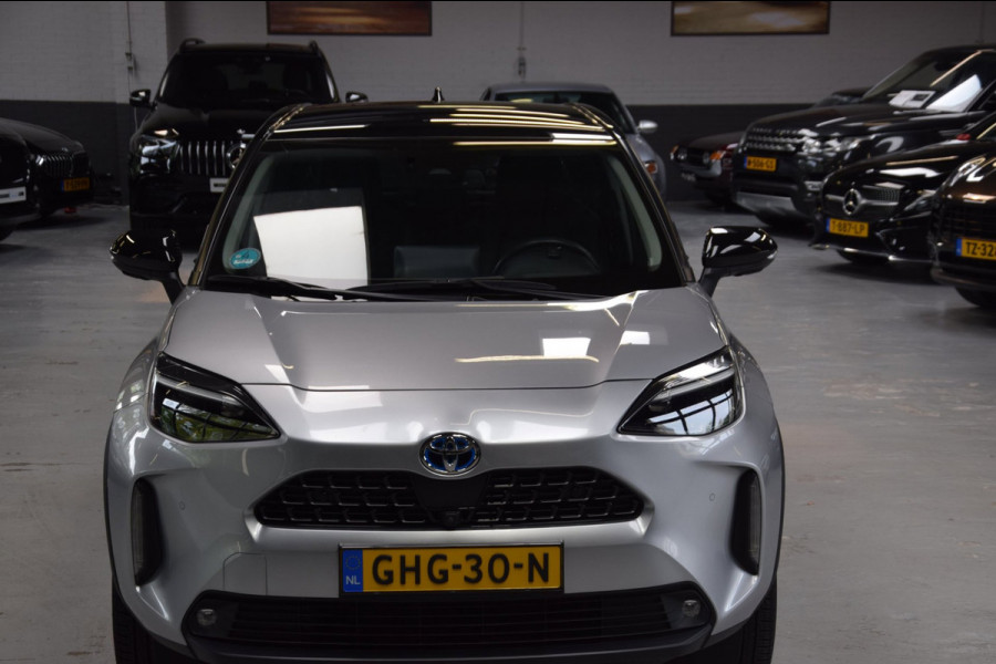 Toyota Yaris 1.5 Hybrid Executive Bi-Tone Hud Navi|Panoramadak|Garantie|Dealer Onderhouden