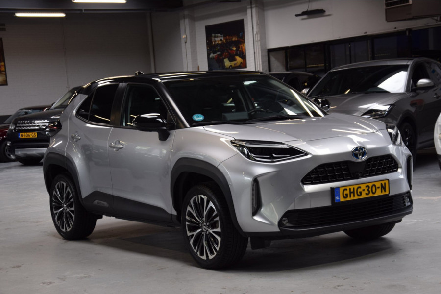 Toyota Yaris 1.5 Hybrid Executive Bi-Tone Hud Navi|Panoramadak|Garantie|Dealer Onderhouden