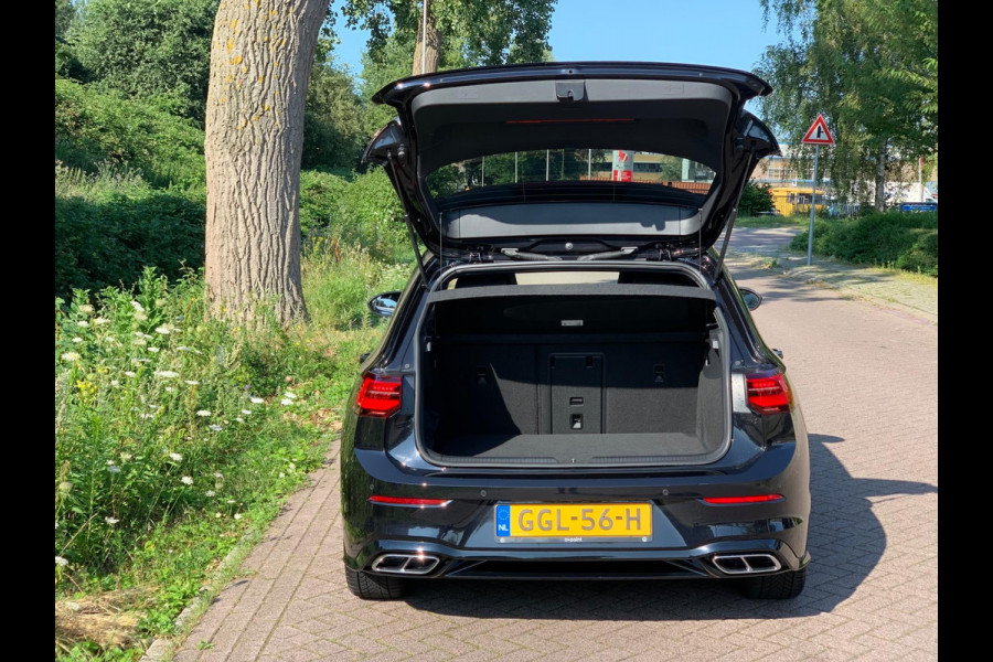 Volkswagen Golf 1.5 eTSI R-Line |KEYLESS|ACC|DCC|IQ|18''|20