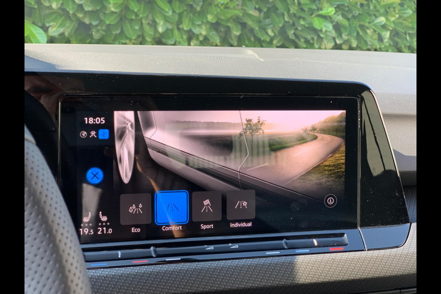 Volkswagen Golf 1.5 eTSI R-Line |KEYLESS|ACC|DCC|IQ|18''|20