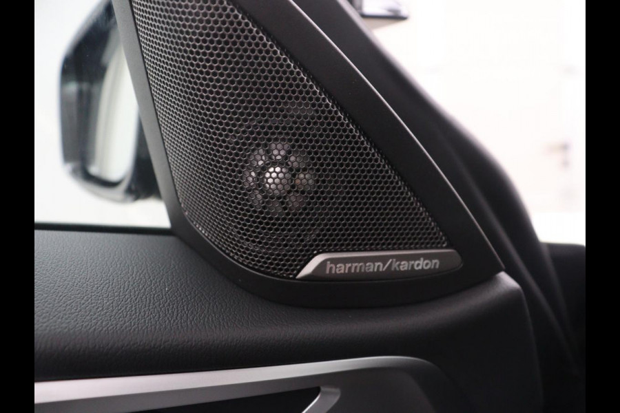 BMW i4 M50 High Executive 84 kWh | SOH 94,4% | Leder | Adaptive cruise | xDrive |  Stoelverwarming | Head-up | Harman/Kardon | Carplay | Sfeerverlichting | 360 camera | Park assist | Elektrische achterklep