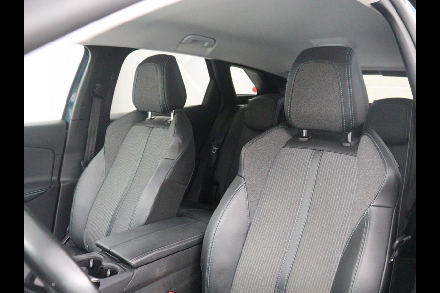Peugeot 3008 1.6 HYbrid 225 Allure Pack Business | SOH 87,4% | Half leder | Stoelverwarming | Carplay | Navigatie | Camera | Park assist | Climate control | Virtueel dashboard | Trekhaak