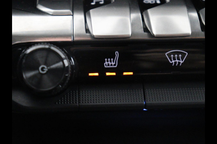 Peugeot 3008 1.6 HYbrid 225 Allure Pack Business | SOH 87,4% | Half leder | Stoelverwarming | Carplay | Navigatie | Camera | Park assist | Climate control | Virtueel dashboard | Trekhaak