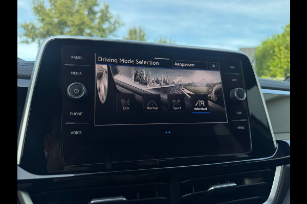 Volkswagen T-Roc 1.0 TSI R-Line Ascot Grey / IQ-light / Carplay / ACC / PDC / Stoelverwarming / Digitiale cockpit / Zwarte hemel