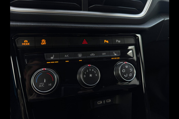 Volkswagen T-Roc 1.0 TSI R-Line Ascot Grey / IQ-light / Carplay / ACC / PDC / Stoelverwarming / Digitiale cockpit / Zwarte hemel