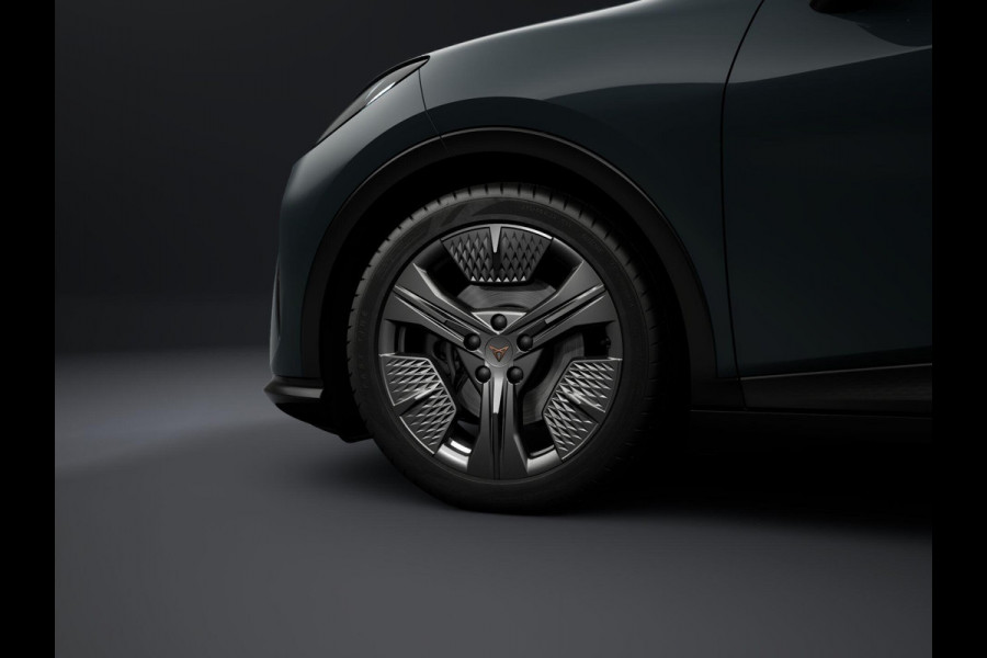 CUPRA Raval Essential 39 kWh 135PK | Adaptive cruise Control | Side Assist | Climate Control | Keyless Go | Parkeersensoren Achter