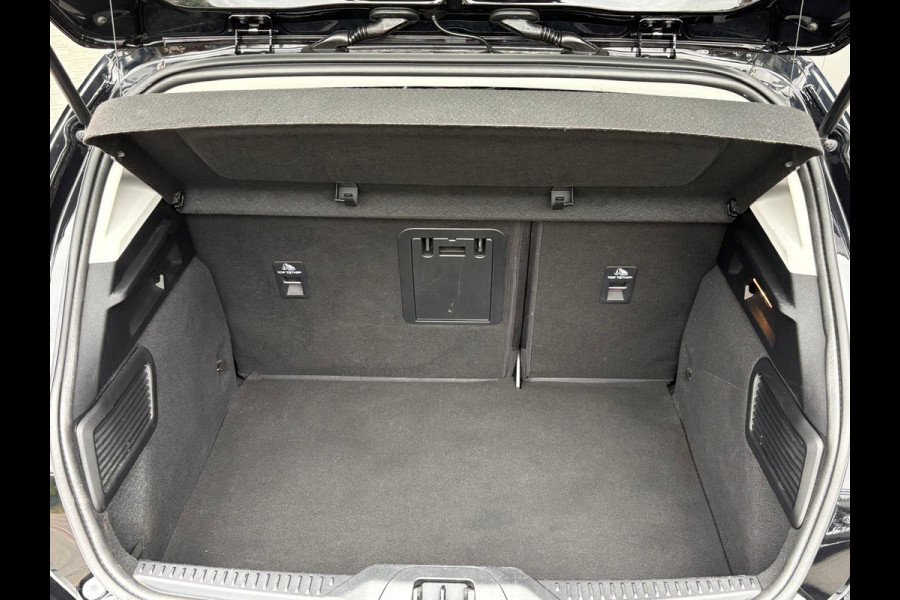 Ford Focus 125PK EcoB. Automaat Titanium Carplay-android/Navigatie/Parkeerhulp/Camera/Keyfree