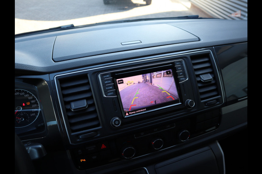 Volkswagen Transporter 2.0 TDI 150pk Automaat Euro 6 - DC 5 Pers. - 2x Schuifdeur - Camera - ACC