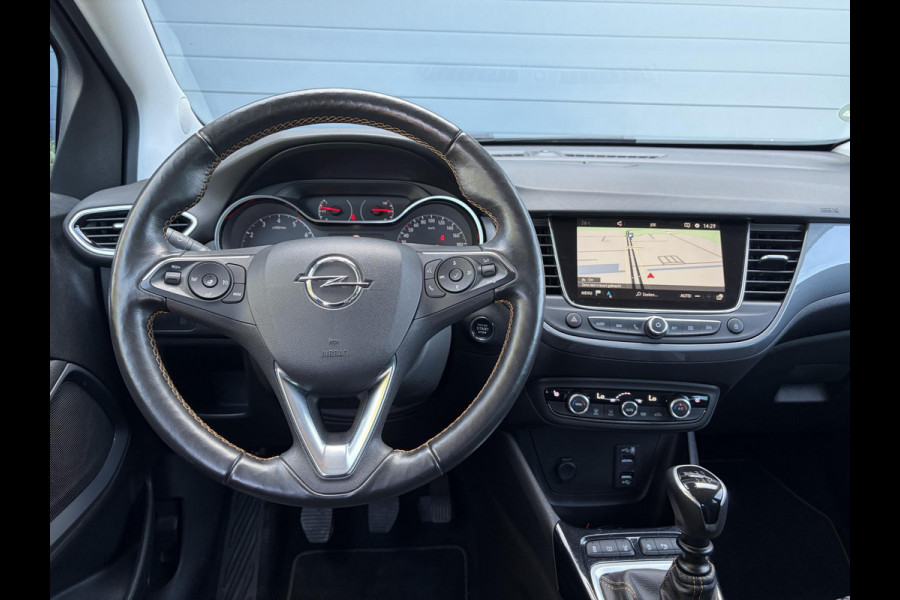 Opel Crossland X 1.2 Turbo Innovation ✓1e Eigenaar✓Dealer Onderhouden✓360° Camera✓Carplay✓Navi✓6 Bak✓110pk✓Keylss✓Halfleder✓Pdc V+A✓Lm velgen✓N.A.P✓Rijstrooksensor✓Dodehoeksensor✓Apk tot 09-2028