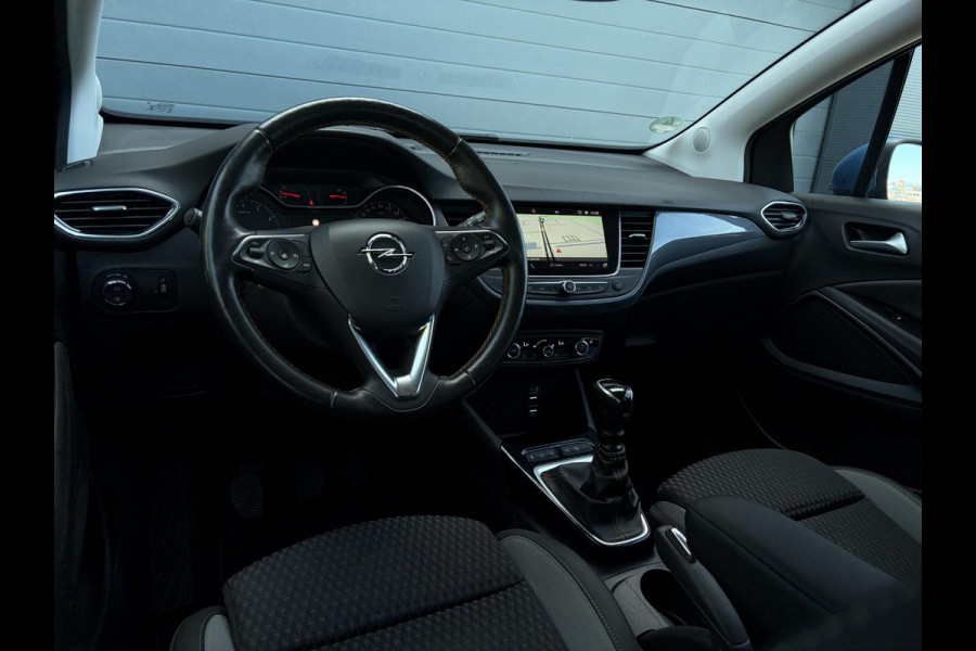 Opel Crossland X 1.2 Turbo Innovation ✓1e Eigenaar✓Dealer Onderhouden✓360° Camera✓Carplay✓Navi✓6 Bak✓110pk✓Keylss✓Halfleder✓Pdc V+A✓Lm velgen✓N.A.P✓Rijstrooksensor✓Dodehoeksensor✓Apk tot 09-2028