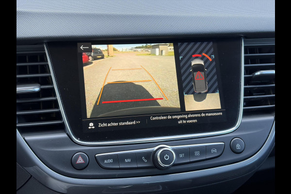 Opel Crossland X 1.2 Turbo Innovation ✓1e Eigenaar✓Dealer Onderhouden✓360° Camera✓Carplay✓Navi✓6 Bak✓110pk✓Keylss✓Halfleder✓Pdc V+A✓Lm velgen✓N.A.P✓Rijstrooksensor✓Dodehoeksensor✓Apk tot 09-2028