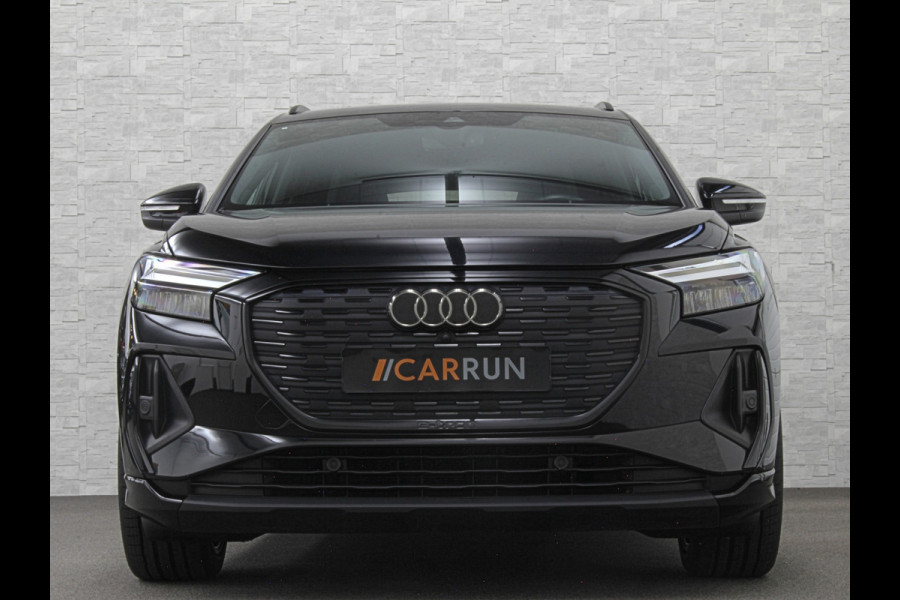 Audi Q4 e-tron 40 S-Line 77 kWh 204PK | Sportstoelen | Warmtepomp | Sonos Sound | H-Leder | 20" | 5x Q4 OP VOORRAAD! | Zwarte Hemelbekleding | S-Line in & Exterieur | Sportstuur | MMi+ | Rijklaarprijs! 27850,= excl. BTW.
