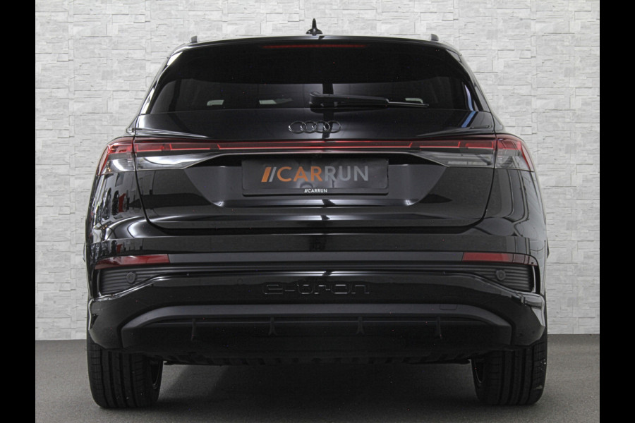 Audi Q4 e-tron 40 S-Line 77 kWh 204PK | Sportstoelen | Warmtepomp | Sonos Sound | H-Leder | 20" | 5x Q4 OP VOORRAAD! | Zwarte Hemelbekleding | S-Line in & Exterieur | Sportstuur | MMi+ | Rijklaarprijs! 27850,= excl. BTW.