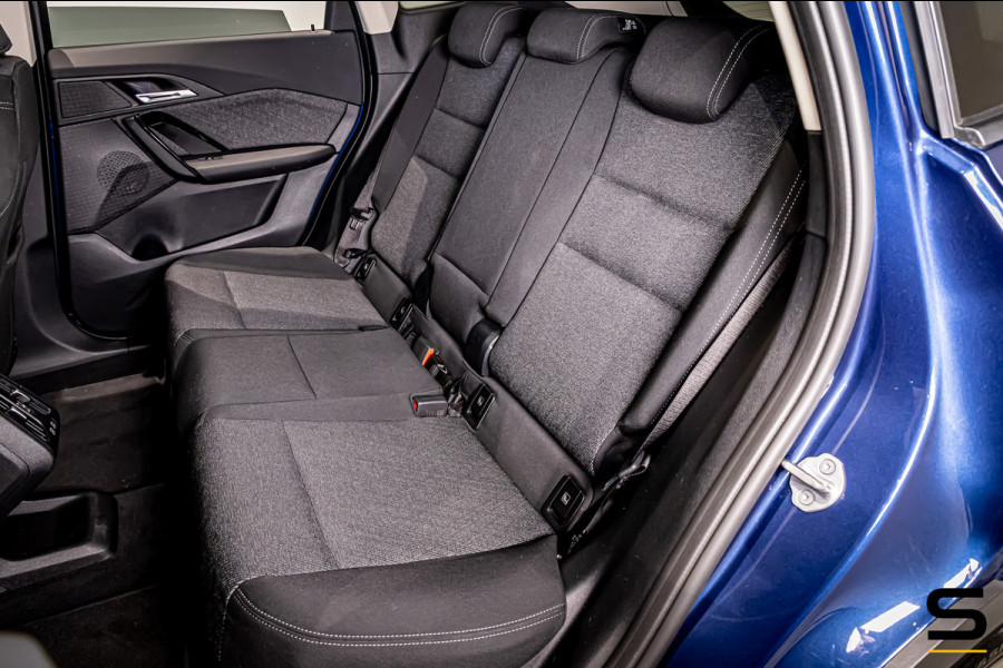 BMW X1 XDrive25e|Pano|Acc+|Camera|Dealer onderhouden|NEW Mod