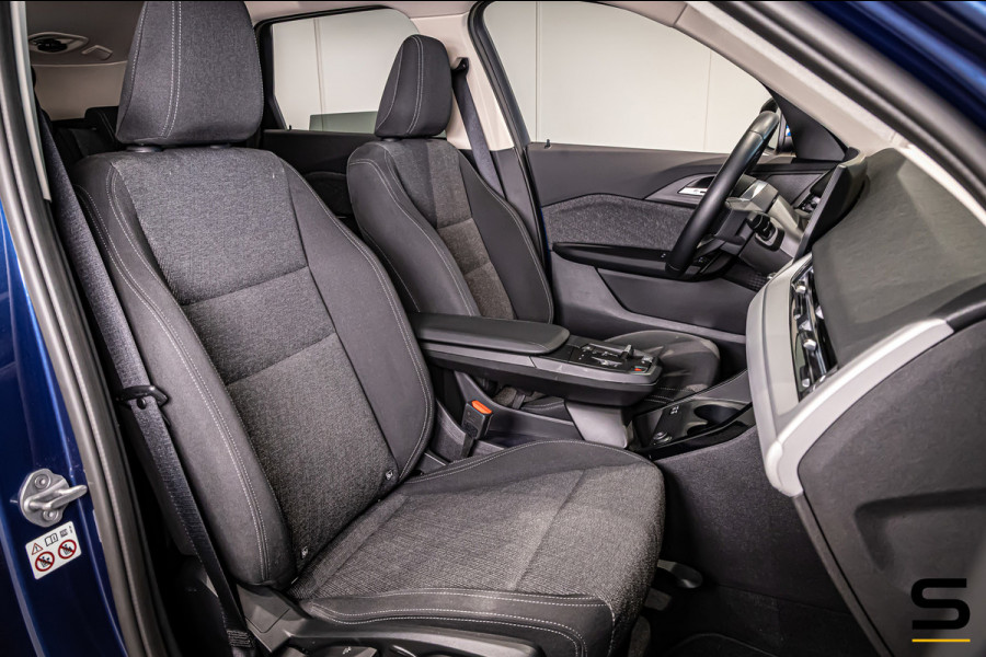 BMW X1 XDrive25e|Pano|Acc+|Camera|Dealer onderhouden|NEW Mod