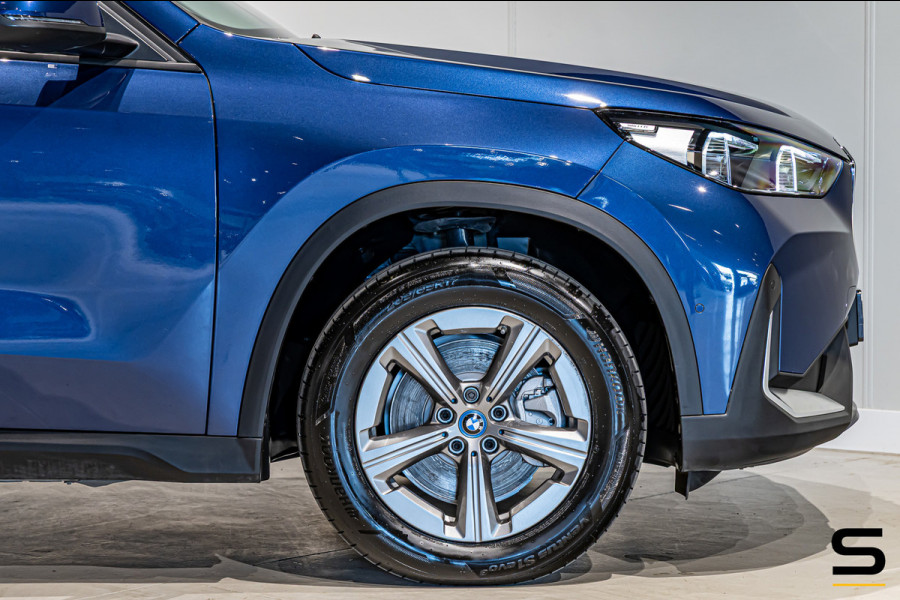 BMW X1 XDrive25e|Pano|Acc+|Camera|Dealer onderhouden|NEW Mod
