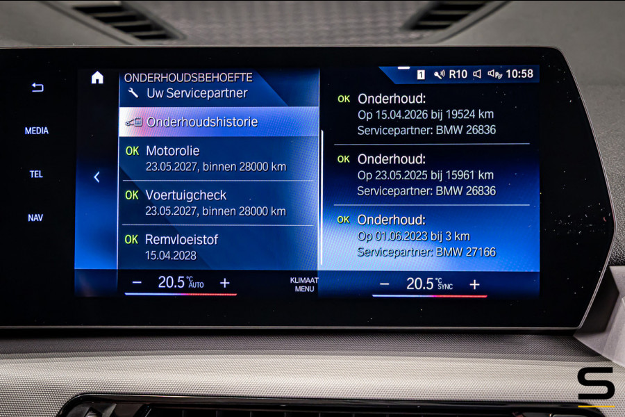 BMW X1 XDrive25e|Pano|Acc+|Camera|Dealer onderhouden|NEW Mod
