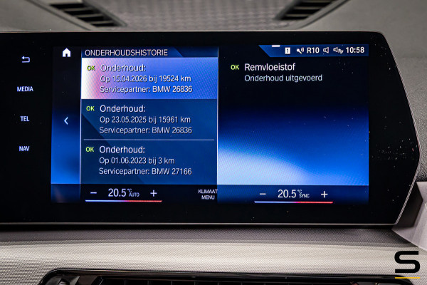 BMW X1 XDrive25e|Pano|Acc+|Camera|Dealer onderhouden|NEW Mod
