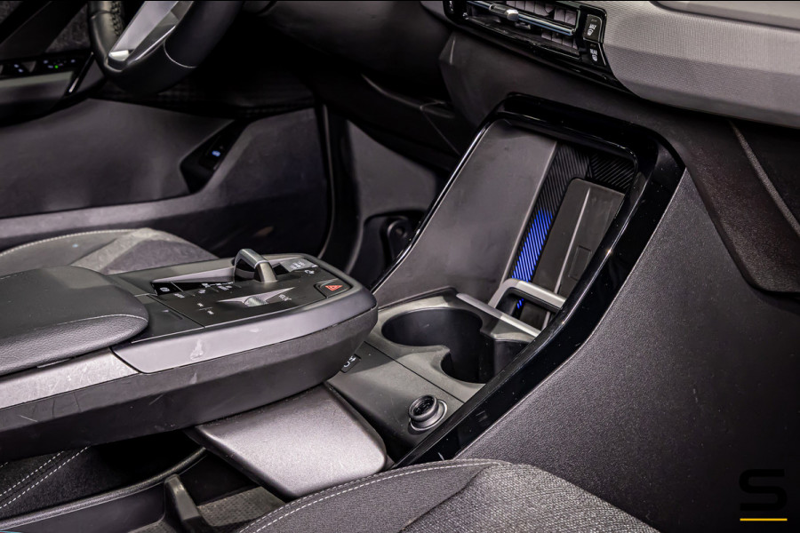 BMW X1 XDrive25e|Pano|Acc+|Camera|Dealer onderhouden|NEW Mod