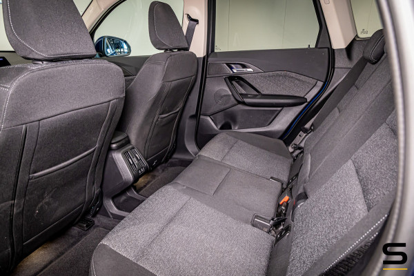 BMW X1 XDrive25e|Pano|Acc+|Camera|Dealer onderhouden|NEW Mod