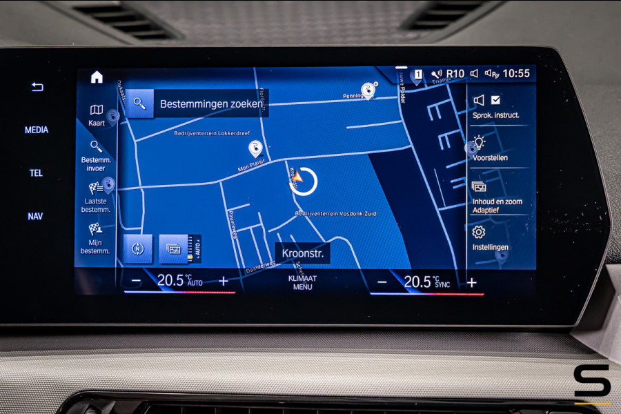 BMW X1 XDrive25e|Pano|Acc+|Camera|Dealer onderhouden|NEW Mod