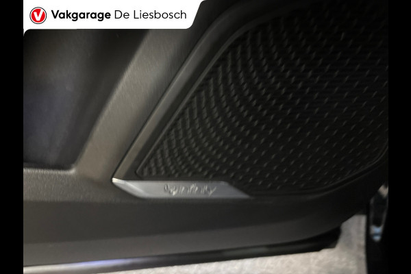 Lynk & Co 01 1.5 TGDI Luxury PHEV / Automaat / 360camera / Leder/ Carplay / Panorama-dak