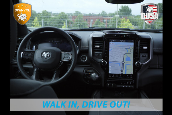 Dodge Ram 1500 | Laramie Sport | 5.7 V8 | HEMI | 4x4 | Crew Cab Panoramadak | Leder | Uconnect touchscreen | Getoonde accessoires zijn verkrijgbaar tegen meerprijs