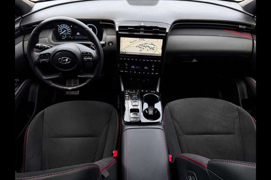 Hyundai Tucson 1.6 T-GDI PHEV N Line 4WD | 98% SOH | Trekhaak | NL-Auto | 360 Camera | Stoelverwarming + Koeling | Krell
