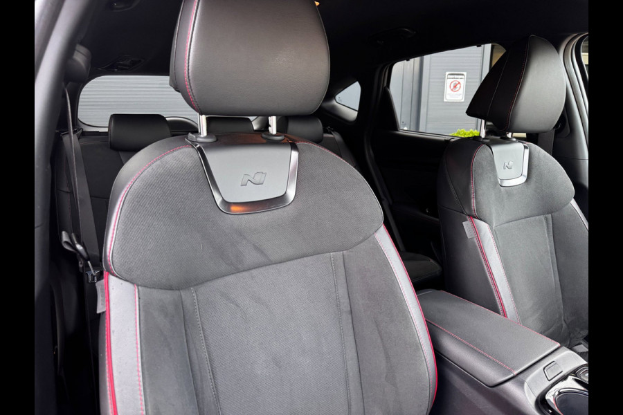 Hyundai Tucson 1.6 T-GDI PHEV N Line 4WD | 98% SOH | Trekhaak | NL-Auto | 360 Camera | Stoelverwarming + Koeling | Krell