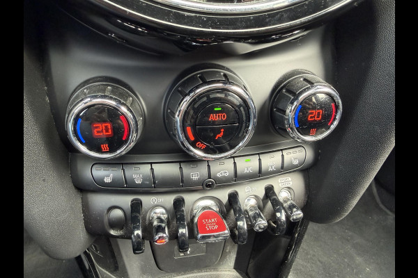 MINI 3-deurs 1.5 Cooper John Cooper Works | Panoramadak | Camera | Harmon Kardon | DAB |