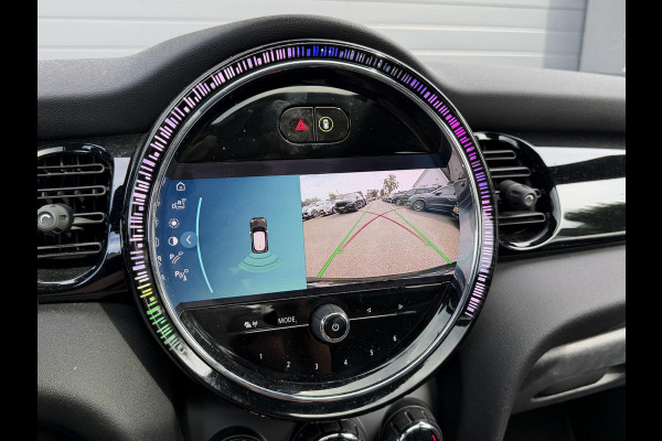 MINI 3-deurs 1.5 Cooper John Cooper Works | Panoramadak | Camera | Harmon Kardon | DAB |