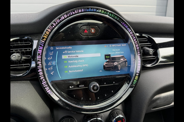 MINI 3-deurs 1.5 Cooper John Cooper Works | Panoramadak | Camera | Harmon Kardon | DAB |